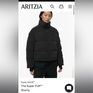 Aritzia Super World shorty super puff in black. NO HOOD